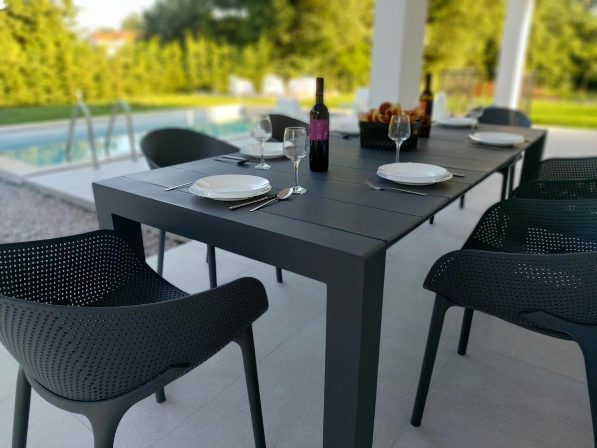 Villa Destiny Nedescina, Istrien, Kroatien 外观 照片