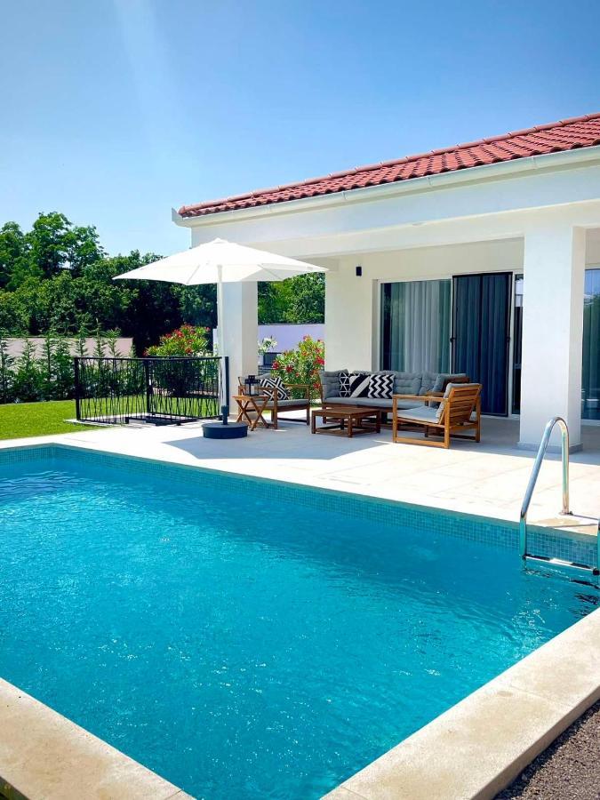 Villa Destiny Nedescina, Istrien, Kroatien 外观 照片
